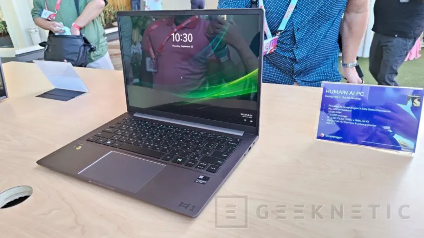 Geeketic Humain Lanza Horizon Pro: A világ első laptopja a helyi ügynökökkel integrálva a 3. rendszerbe